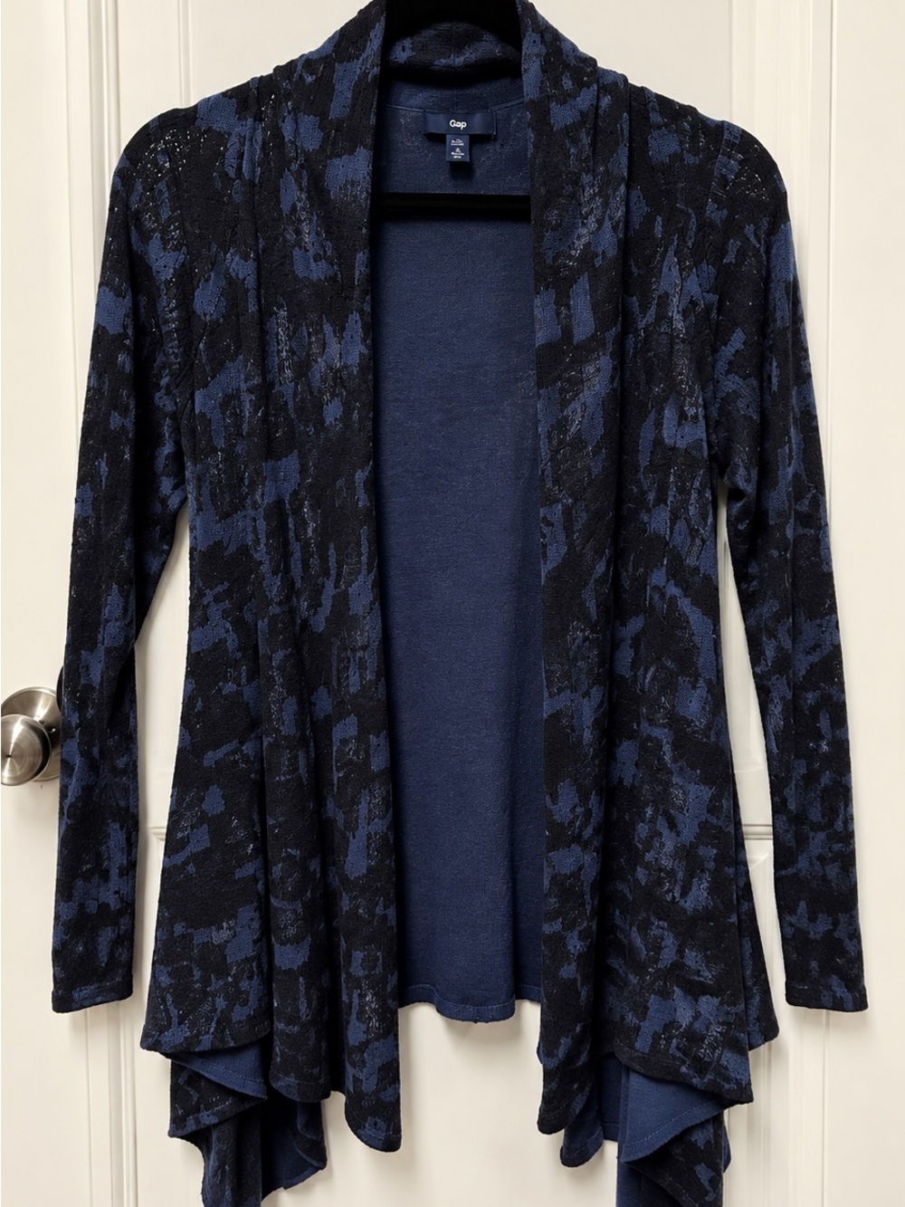 GAP Navy and Black Open-Front Draped Cardigan